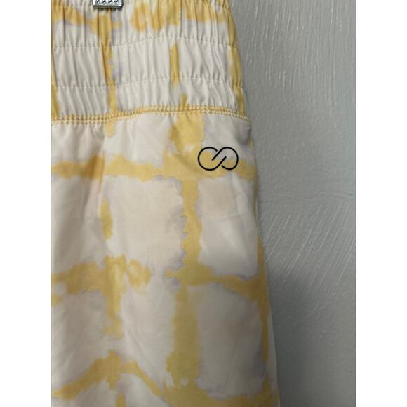 Calia by Carrie Underwood Shorts Women's White Yellow Athletic Yoga Running XL - Picture 5 of 10